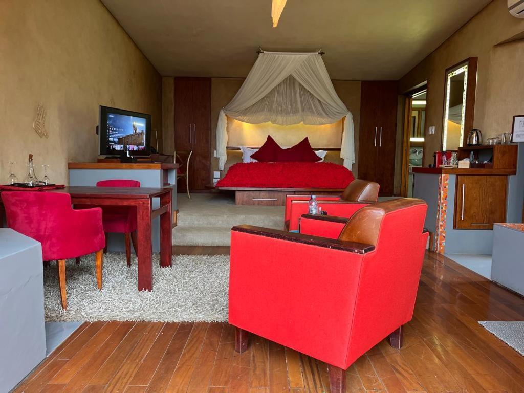 Forum Homini Boutique Hotel Krugersdorp Buitenkant foto