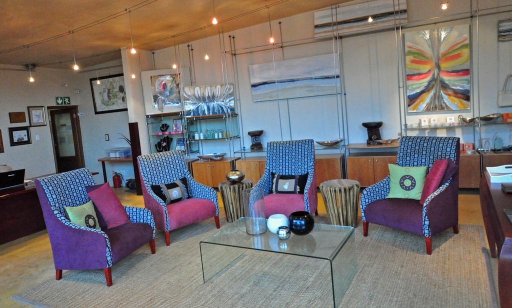Forum Homini Boutique Hotel Krugersdorp Buitenkant foto