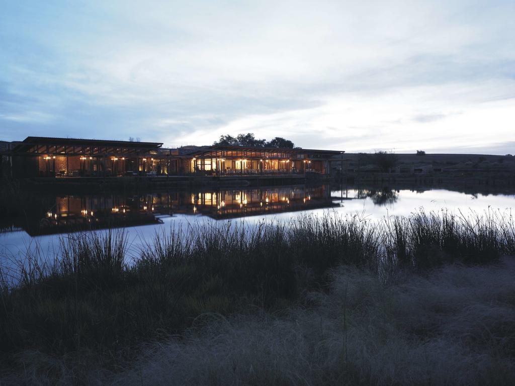 Forum Homini Boutique Hotel Krugersdorp Buitenkant foto